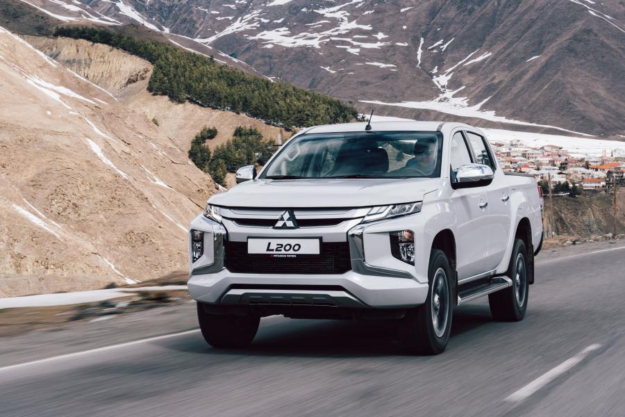  Mitsubishi L200 Double Cab 2019 года  (CIS) (фото 35 из 40)